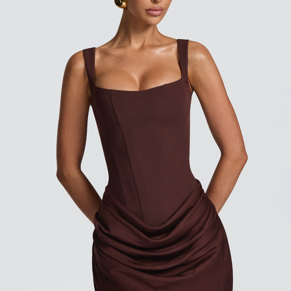 The Vivienne Hourglass Mini